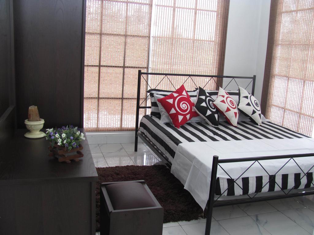 White House Apartment Wattala Phòng bức ảnh